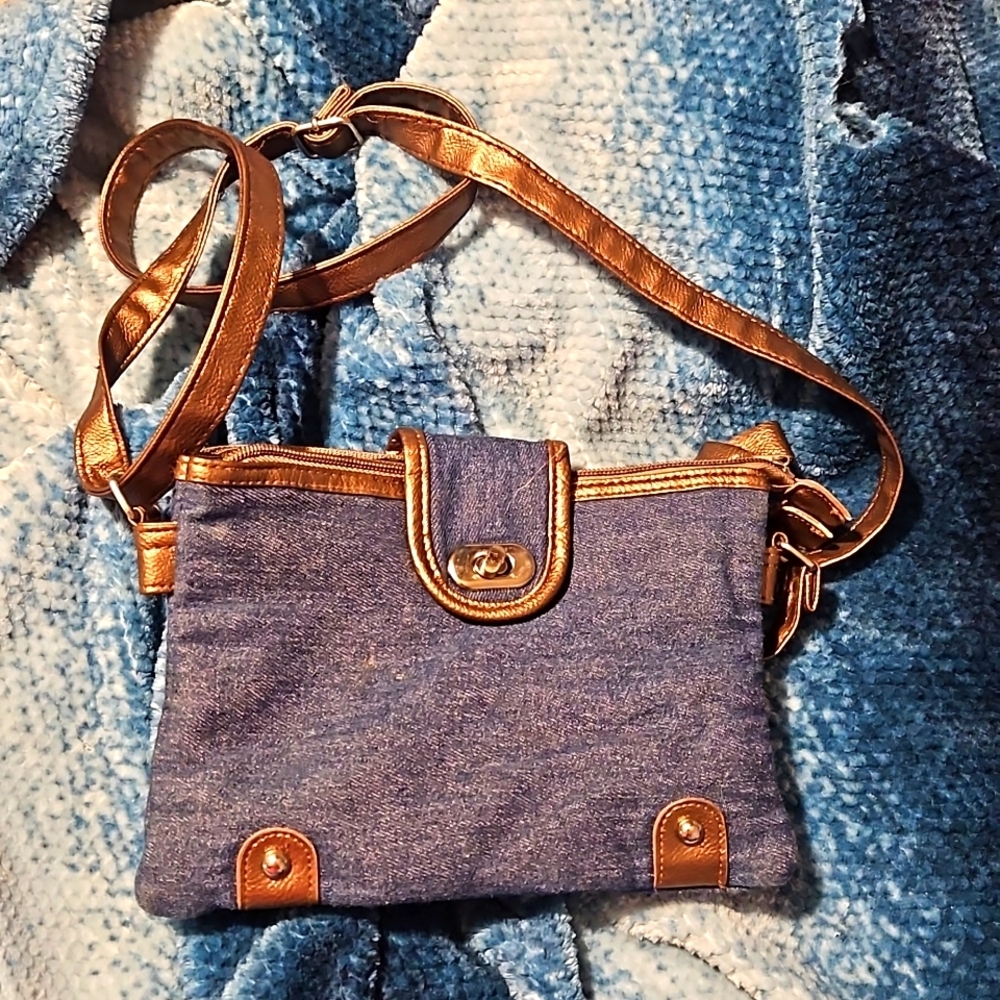 Gold Coast Blue Jean Crossbody Bag